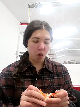 AmandaSton online show from February 3, 2026, 5:27 am