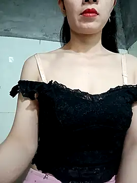 Vyvvyy69 online show from July 10, 2026, 10:43 pm