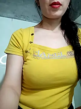 Vyvvyy69 online show from July 15, 2026, 10:33 am