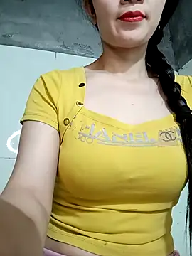 Vyvvyy69 online show from July 7, 2026, 10:02 pm