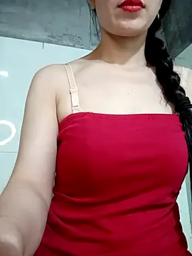 Vyvvyy69 online show from July 6, 2026, 9:38 am