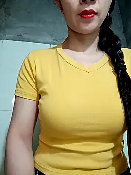 Vyvvyy69 online show from June 15, 2026, 9:25 pm