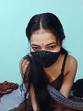 18 year old girl online show from May 10, 2026, 3:43 am