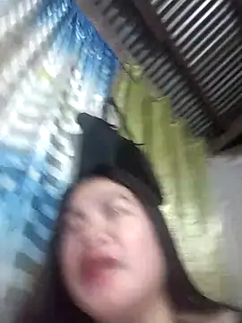 Zyramae 25 online show from February 28, 2026, 5:12 pm