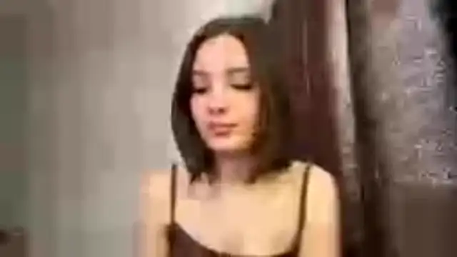 Snapshot of FoxieFlare chatting on February 23, 2026, 4:14 am FoxieFlare online show from February 23, 2026, 4:14 am