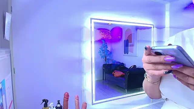 Madame scarlett online show from August 2, 2026, 11:41 am