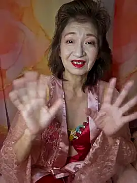 URAN429 online show from April 28, 2026, 5:39 pm