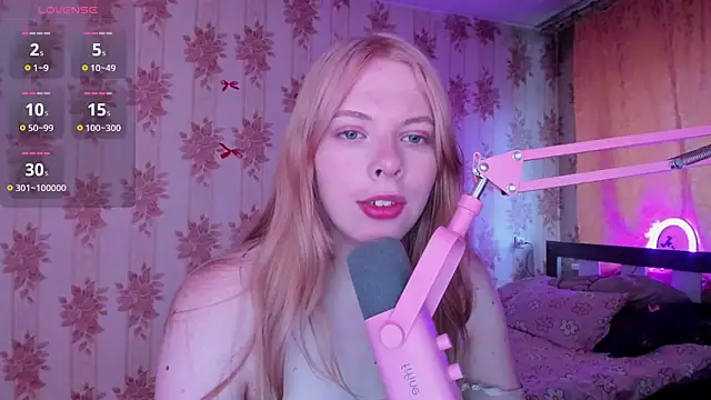 Cutie Bambi online show from June 19, 2026, 12:11 pm