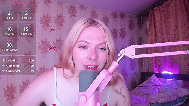 Cutie Bambi online show from July 28, 2026, 2:57 pm