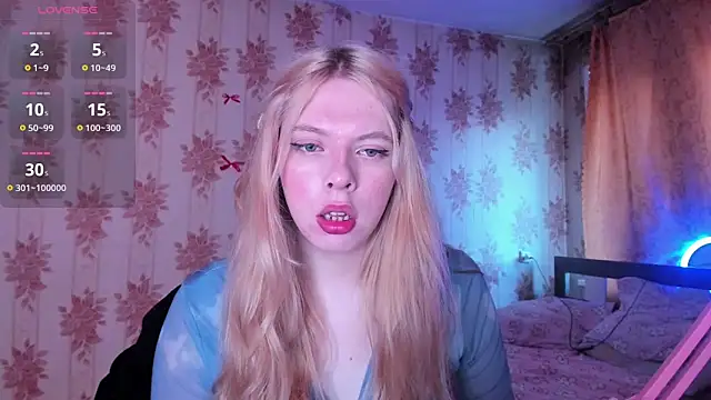 Cutie Bambi online show from August 3, 2026, 12:11 pm