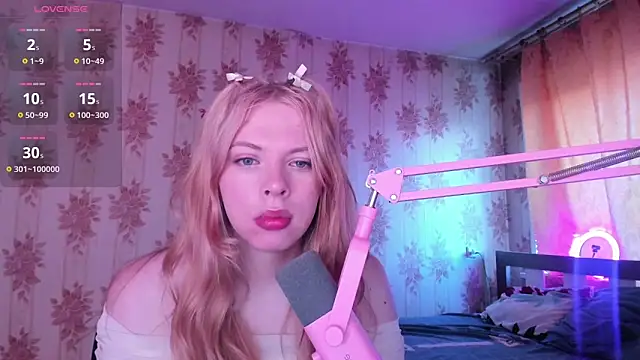 Cutie Bambi online show from June 28, 2026, 12:11 pm