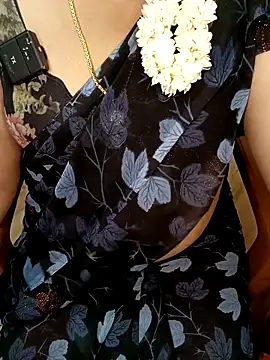 silk rose05 online show from March 25, 2026, 5:01 pm