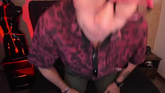 Snapshot of Kali_Panther chatting on March 18, 2026, 7:37 pm Kali Panther online show from March 18, 2026, 7:37 pm