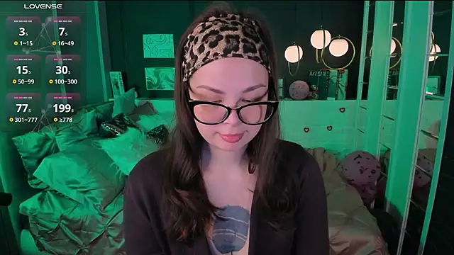 Maykinkya online show from February 23, 2026, 2:28 pm