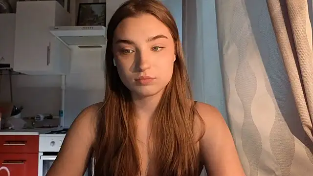 LissaBliss online show from May 29, 2026, 2:23 pm