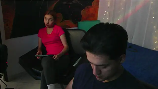 RoseSinsDonViktor online show from May 30, 2026, 5:51 pm