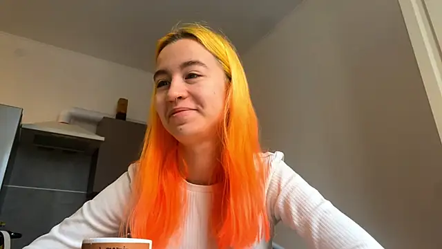 EmilyHein online show from February 4, 2026, 7:03 am