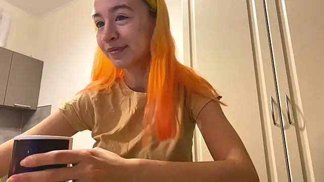 EmilyHein online show from March 6, 2026, 3:56 am