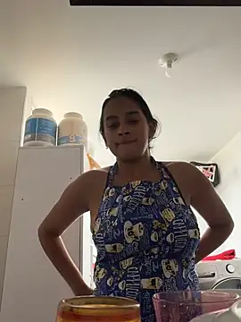 LunaHeat online show from July 22, 2026, 5:04 pm