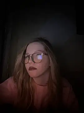 NensyOxunel online show from February 4, 2026, 5:08 pm