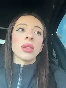 Iwantyuu online show from February 3, 2026, 9:58 am