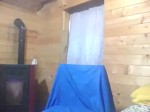 Luanatrav1 online show from February 8, 2026, 10:40 pm