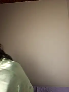 Snapshot of _ChloeRed chatting on April 4, 2026, 2:34 pm ChloeRed online show from April 4, 2026, 2:34 pm