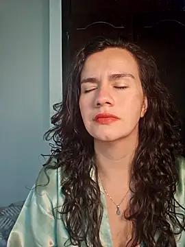 Snapshot of _ChloeRed chatting on April 10, 2026, 2:57 pm ChloeRed online show from April 10, 2026, 2:57 pm