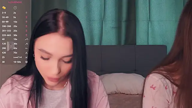 Snapshot of ZofiaSoshnik chatting on March 13, 2026, 8:52 am ZofiaSoshnik online show from March 13, 2026, 8:52 am