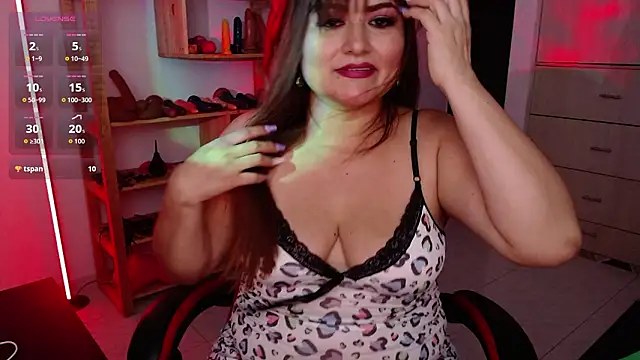 karlota0419 online show from February 11, 2026, 12:10 am