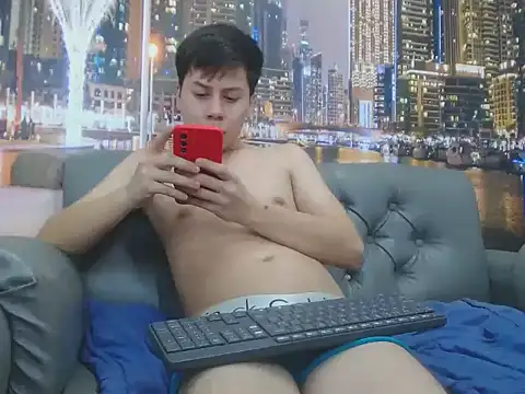 santiago xxxcol online show from May 5, 2026, 11:41 pm