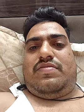 Snapshot of hunterkingshan chatting on February 17, 2026, 6:27 pm hunterkingshan online show from February 17, 2026, 6:27 pm