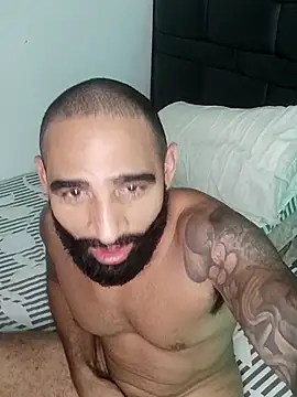 Lucius40 online show from February 22, 2026, 11:17 pm