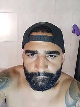 Lucius40 online show from February 3, 2026, 6:46 pm