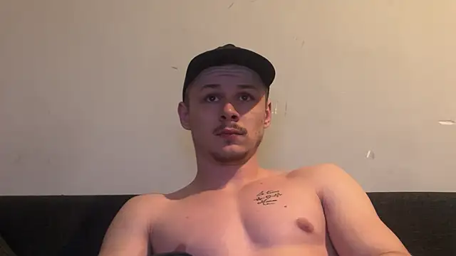 Snapshot of Lucas328706 chatting on March 2, 2026, 7:54 pm Lucas328706 online show from March 2, 2026, 7:54 pm