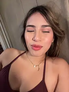 romyamo online show from June 12, 2026, 10:46 am