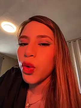 romyamo online show from April 21, 2026, 11:55 pm