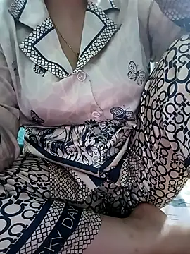 Snapshot of Tulip_ii chatting on March 20, 2026, 3:57 pm Tulip ii online show from March 20, 2026, 3:57 pm