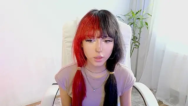 Snapshot of __Amiraa chatting on February 21, 2026, 10:28 am Amiraa online show from February 21, 2026, 10:28 am