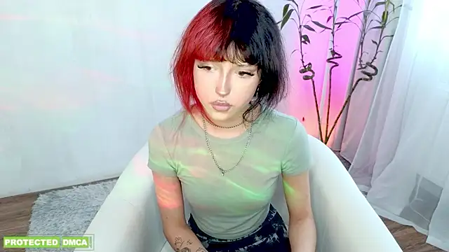 Snapshot of __Amiraa chatting on March 5, 2026, 11:29 am Amiraa online show from March 5, 2026, 11:29 am