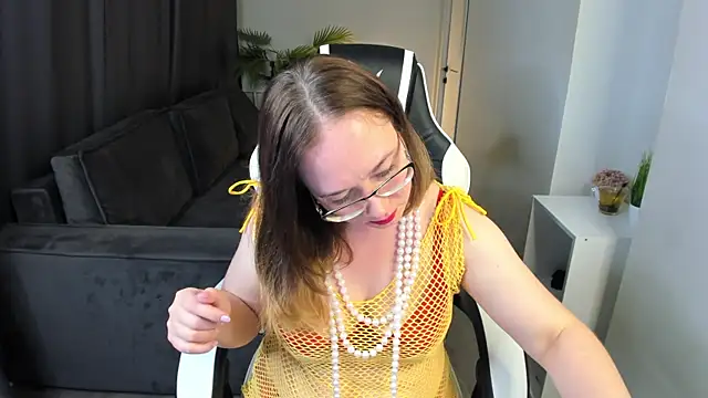 Dixon Ross online show from June 19, 2026, 11:38 am