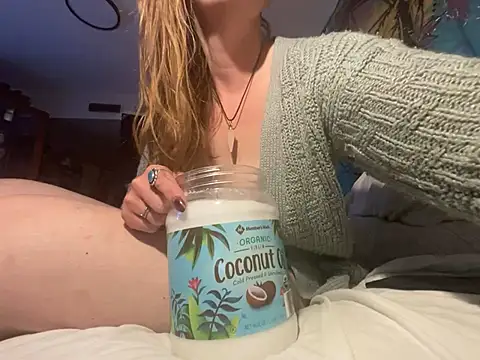 PeachBootyBeauty online show from June 22, 2026, 5:04 am