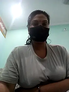 hot-tanya online show from March 18, 2026, 2:15 am