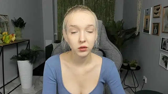 Snapshot of MaoqiBeverly chatting on March 9, 2026, 8:29 am MaoqiBeverly online show from March 9, 2026, 8:29 am