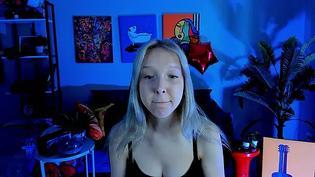 Snapshot of MaoqiBeverly chatting on March 22, 2026, 5:21 am MaoqiBeverly online show from March 22, 2026, 5:21 am