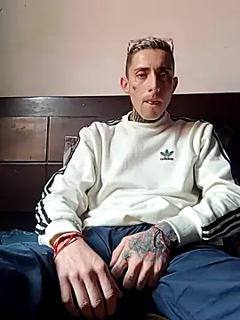 Snapshot of LucianMaster chatting on February 14, 2026, 7:03 pm LucianMaster online show from February 14, 2026, 7:03 pm