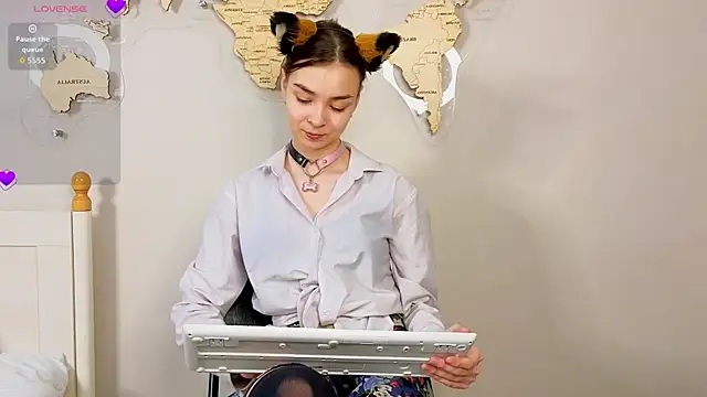 Snapshot of EddieChery chatting on March 15, 2026, 3:08 pm EddieChery online show from March 15, 2026, 3:08 pm