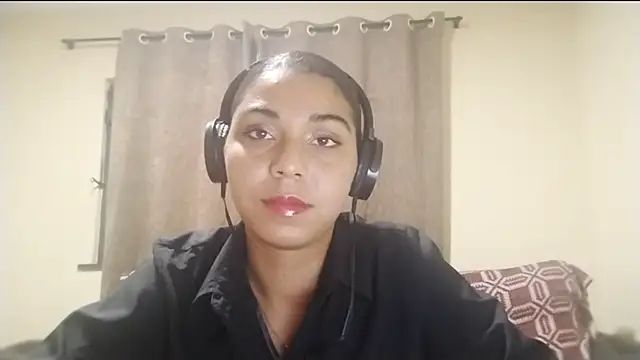 AlvinaPabey online show from February 11, 2026, 7:03 pm