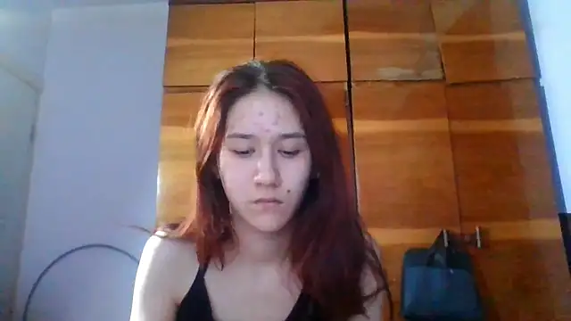 NickiKisinger online show from May 4, 2026, 5:22 am