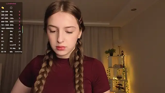 LeanneDinkle online show from March 21, 2026, 4:14 am